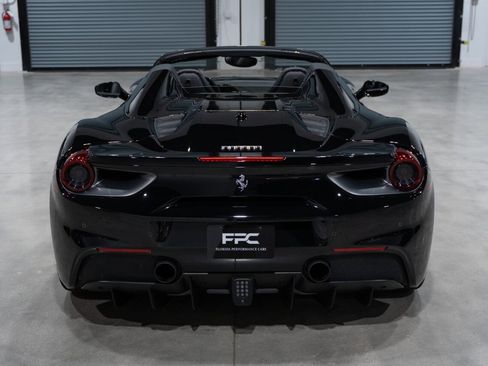 Used 2018 Ferrari 488 Spider image 5