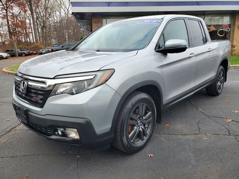 Used 2019 Honda Ridgeline Sport image 2