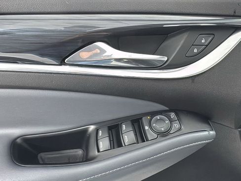 Used 2023 Buick Enclave Essence w/ Experience Buick Package image 21