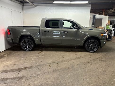 Used 2026 RAM 1500 Big Horn AWD/4WD image 4