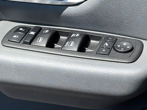 Used 2023 RAM 1500 Big Horn RWD image 18