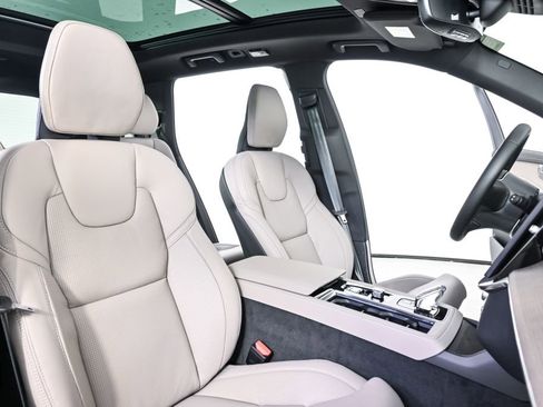 New 2026 Volvo XC90 B5 Ultra image 23