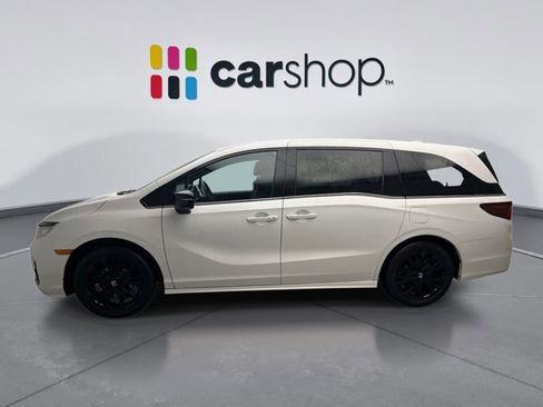 Used 2025 Honda Odyssey Sport-L image 2