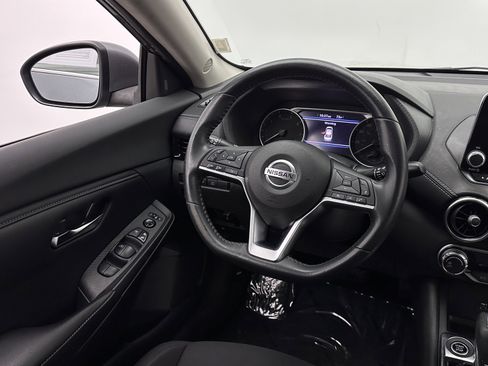 Used 2022 Nissan Sentra SV FWD image 25