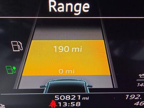 Used 2021 Audi Q5 e Premium Plus w/ Premium Plus Package image 56