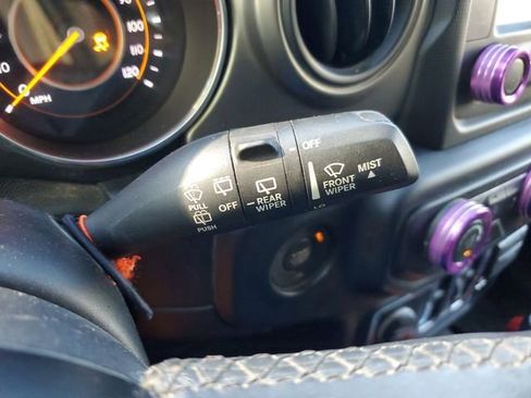 Used 2018 Jeep Wrangler Unlimited Sport S AWD/4WD image 13