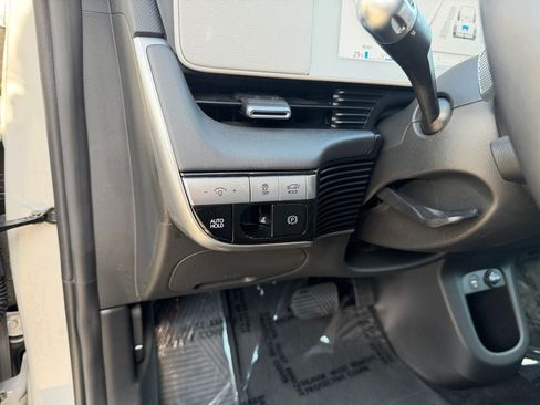 Certified 2023 Hyundai Ioniq 5 SEL w/ Cargo Package AWD/4WD image 19
