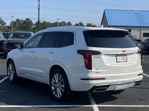 Used 2022 Cadillac XT6 Premium Luxury w/ Technology Package image 29