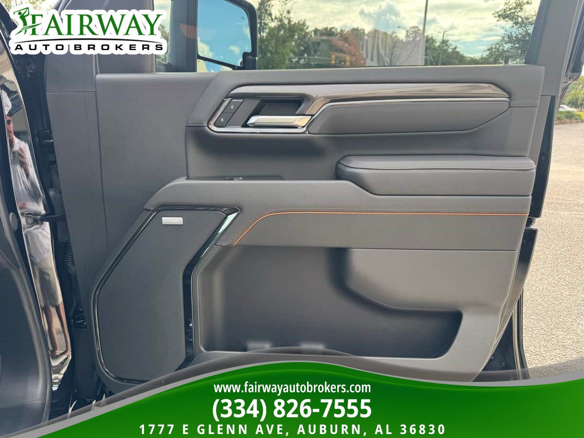 Used 2026 GMC Sierra 2500 AT4 w/ AT4 Premium Plus Package AWD/4WD image 31