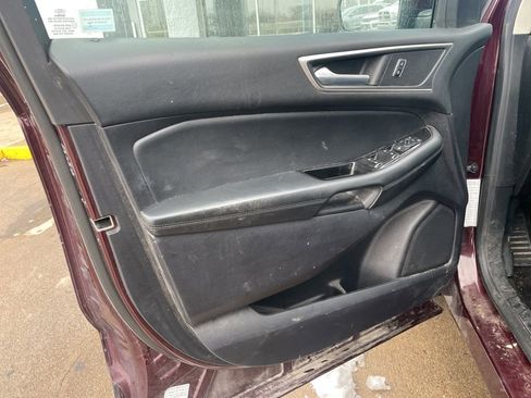 Used 2019 Ford Edge SEL w/ Equipment Group 201A image 8