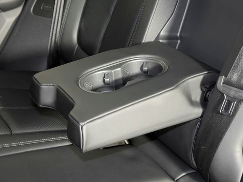 New 2026 Porsche Macan S image 35