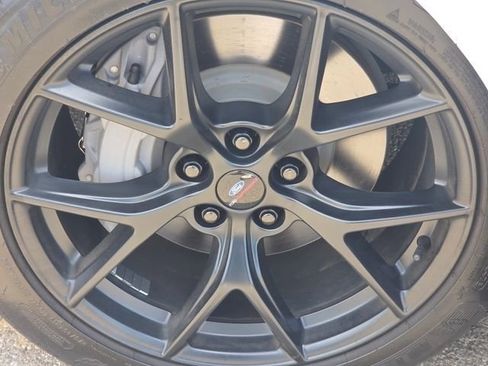 Used 2022 Ford Mustang GT Premium w/ Equipment Group 401A RWD image 22