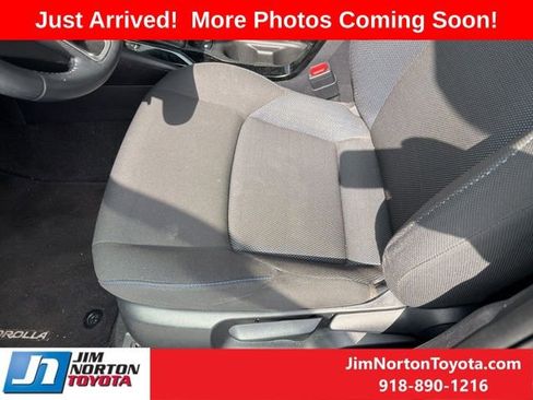 Used 2022 Toyota Corolla SE FWD image 8