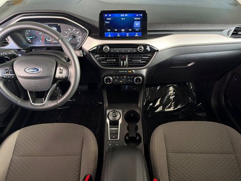 Used 2022 Ford Escape SE w/ SE Sport Appearance Package FWD image 15