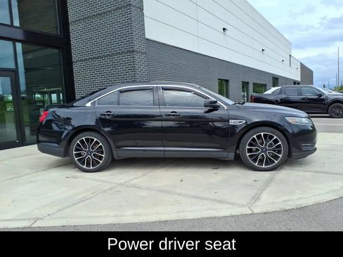 Used 2018 Ford Taurus SEL w/ Equipment Group 201A AWD/4WD image 8