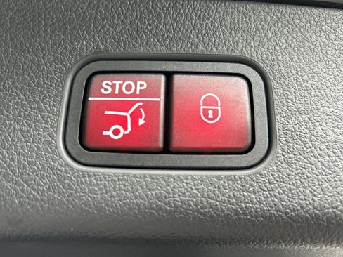 Certified 2026 Mercedes-Benz GLC 300 4MATIC image 12