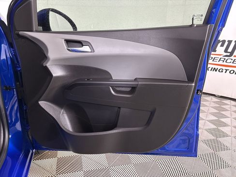 Used 2020 Chevrolet Sonic LT w/ Convenience Package image 23