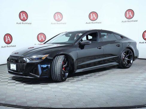 Used 2024 Audi RS 7 Performance AWD/4WD image 4