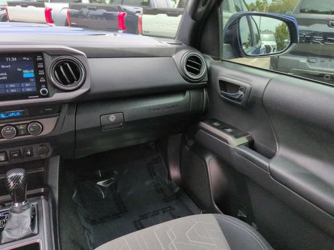 Certified 2023 Toyota Tacoma TRD Sport w/ Technology Package AWD/4WD image 16