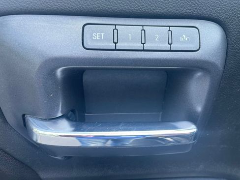 Used 2016 GMC Sierra 1500 Denali w/ Enhanced Driver Alert Package AWD/4WD image 12