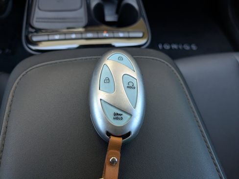Certified 2025 Hyundai Ioniq 5 SEL image 30