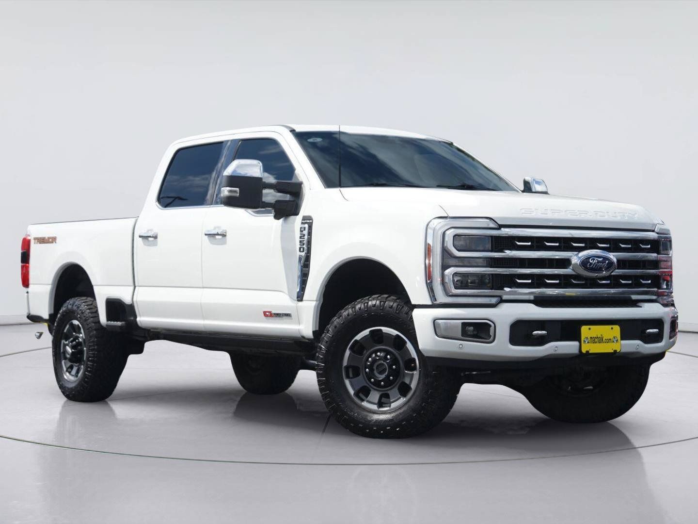 Used 2024 Ford F250 Platinum w/ Tremor Off-Road Package AWD/4WD image 2
