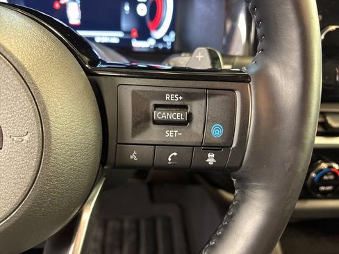 Certified 2025 Nissan Pathfinder Platinum w/ Cargo Package FWD image 38