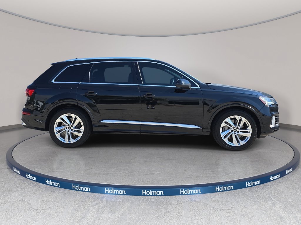 Certified 2023 Audi Q7 3.0T Prestige AWD/4WD image 4