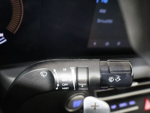 Used 2025 Hyundai Sonata SEL FWD image 39