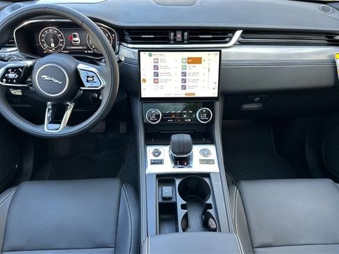 New 2026 Jaguar F-PACE R-Dynamic S image 12