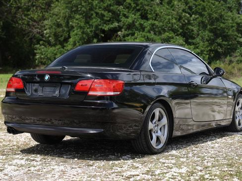 Used 2009 BMW 328i Convertible RWD image 11