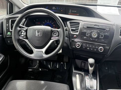 Used 2013 Honda Civic LX image 4