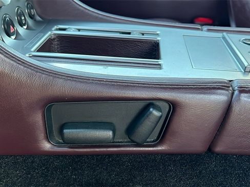 Used 2006 Aston Martin DB9 Volante image 8