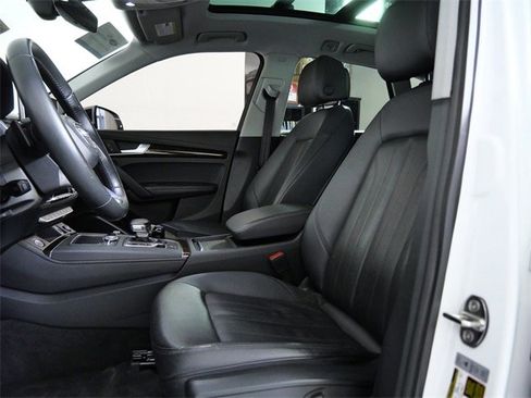 Used 2020 Audi Q5 2.0T Premium Plus w/ Premium Plus Package image 16