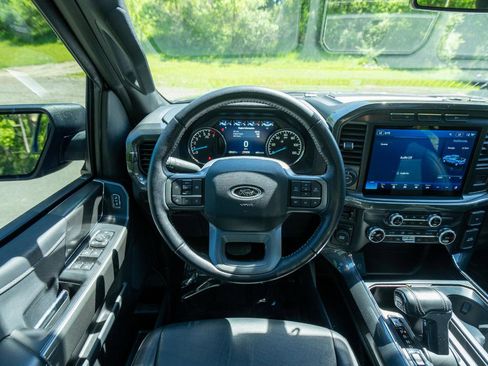 Used 2022 Ford F150 XLT w/ Equipment Group 302A High AWD/4WD image 15