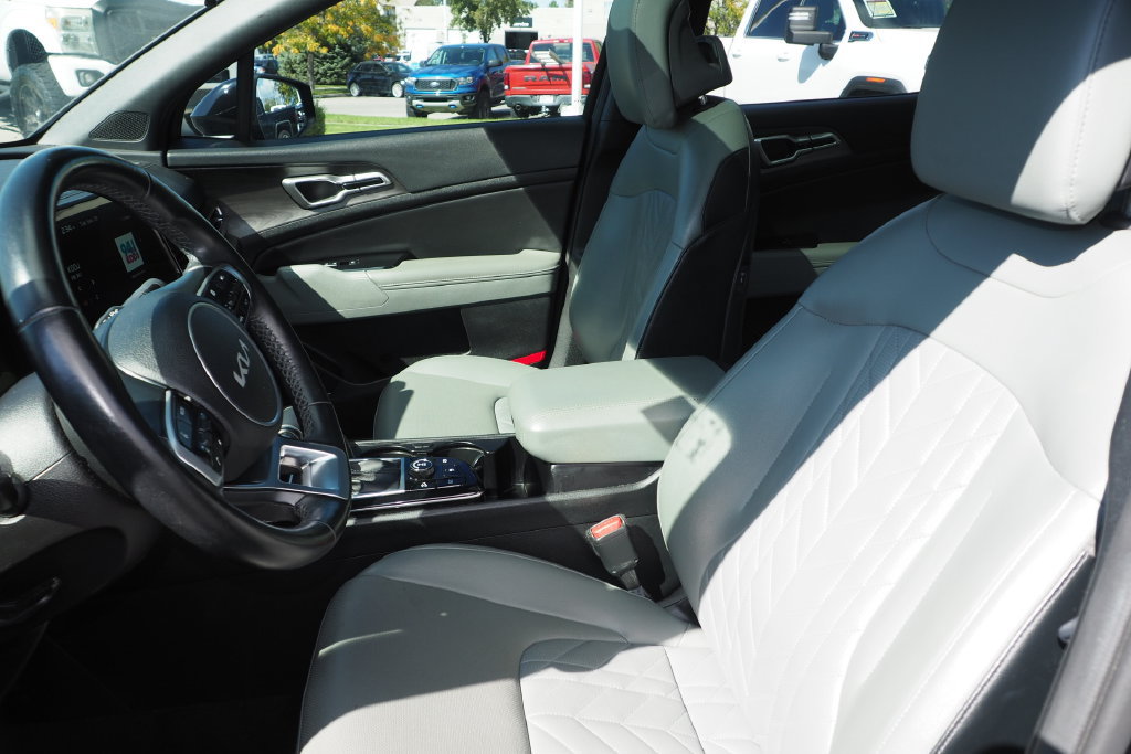 Used 2023 Kia Sportage X-Line w/ X-Line Premium Package AWD/4WD image 13