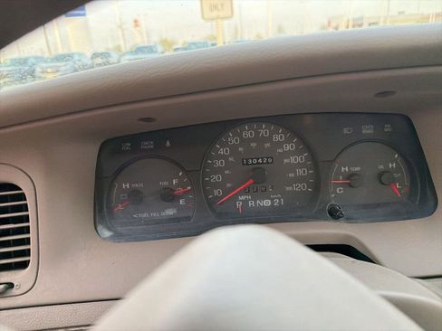 Used 2005 Mercury Grand Marquis GS RWD image 14