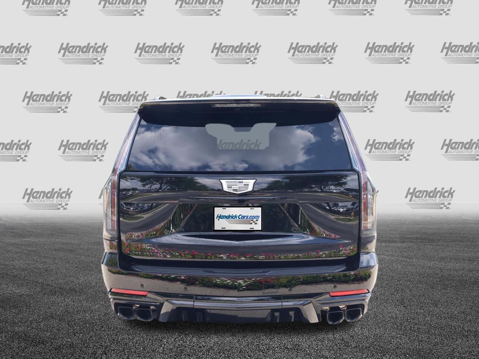 Used 2026 Cadillac Escalade ESV V AWD/4WD image 8