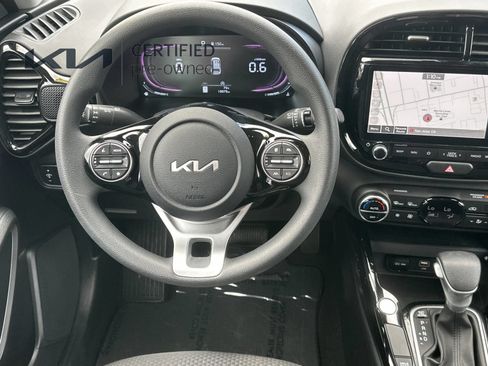 Used 2024 Kia Soul S FWD image 15