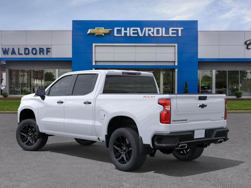 New 2026 Chevrolet Silverado 1500 LT Trail Boss w/ Dark Appearance Package AWD/4WD image 4