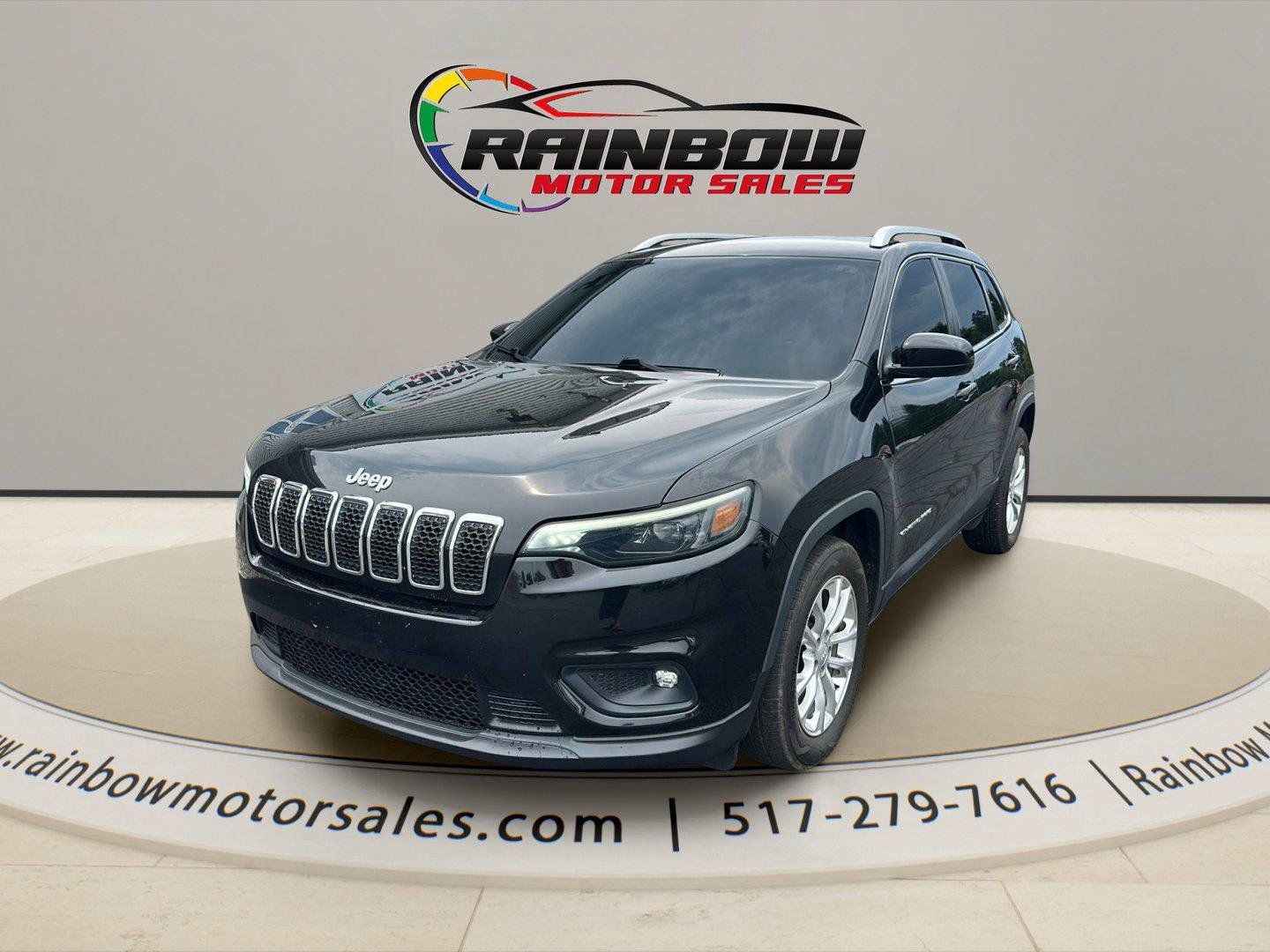 Used 2019 Jeep Cherokee Latitude w/ Popular Appearance Group FWD image 1