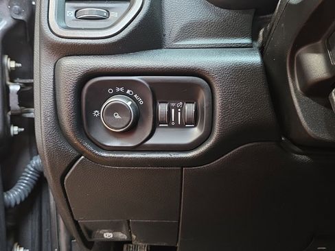 Used 2019 RAM 2500 Tradesman image 25