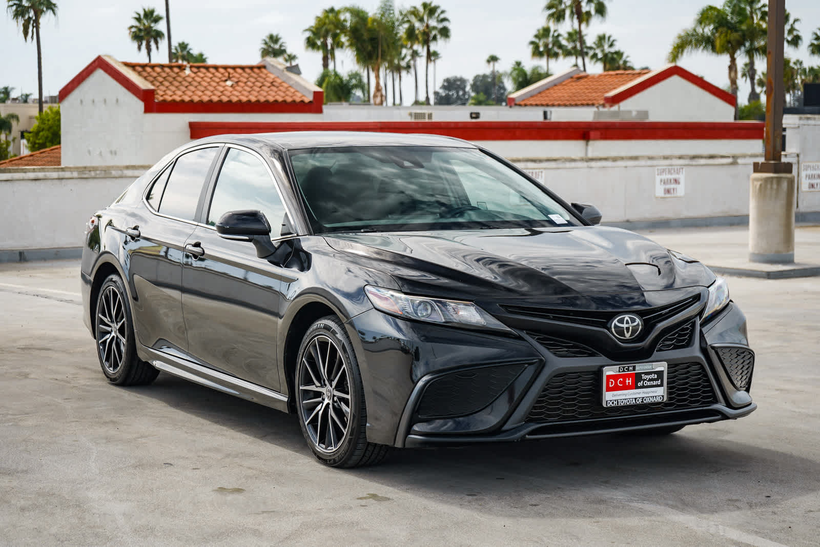 Certified 2024 Toyota Camry SE FWD image 5