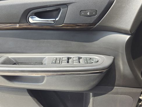 Used 2014 GMC Acadia Denali AWD/4WD image 24