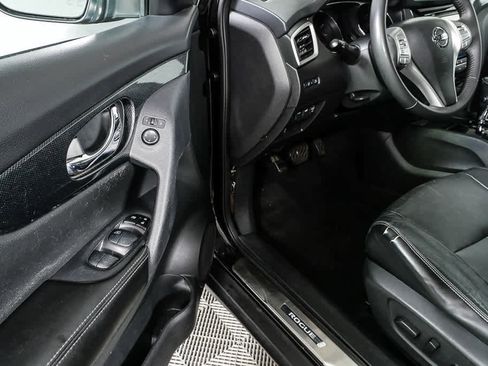 Used 2014 Nissan Rogue SL w/ SL Premium Package image 7