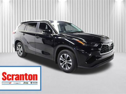 Used 2024 Toyota Highlander XLE