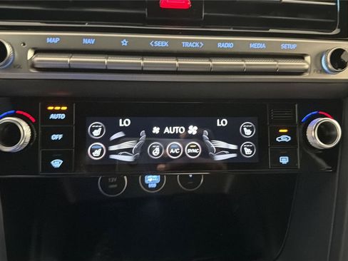New 2026 Genesis G70 3.3T Prestige AWD/4WD image 18