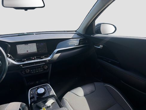 Used 2022 Kia Niro EX FWD image 20