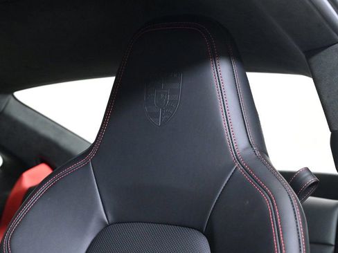 Certified 2025 Porsche 911 GTS image 21