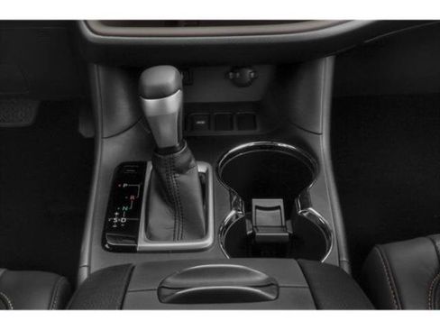 Used 2015 Toyota Highlander Limited AWD/4WD image 11